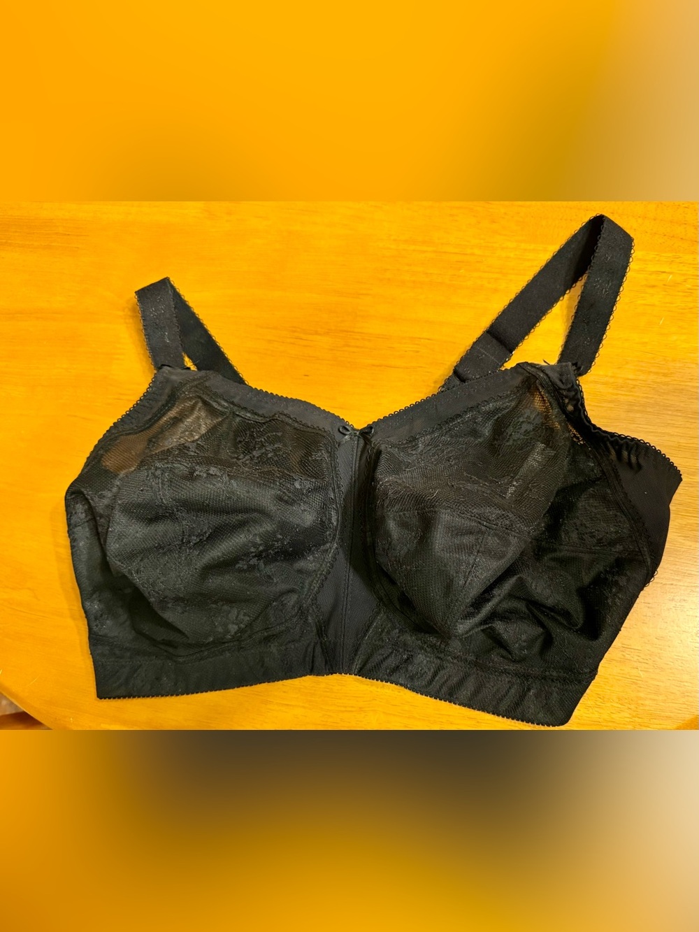 EUC, Goddess Black Lace Bra, Underwire-Free, size 34HH/34L